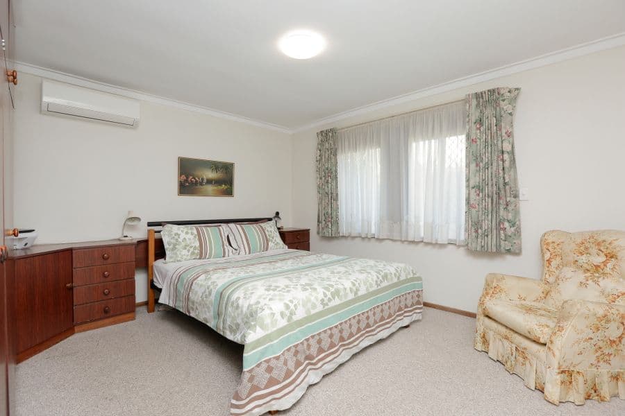 11 Linden Way, Forrestfield WA 6058, Forrestfield - Thumbnail 4
