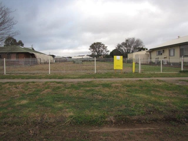 25 Lorrimer Street, Oakey QLD 4401, Oakey - Thumbnail 2