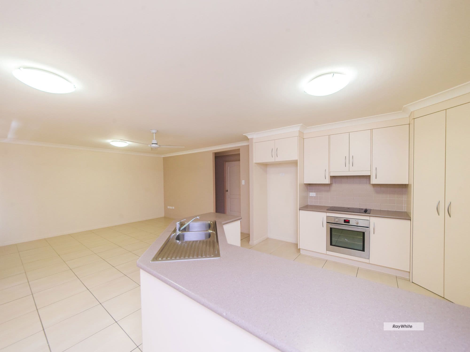 10 Sturt Court, Gracemere QLD 4702, Gracemere - Thumbnail 3