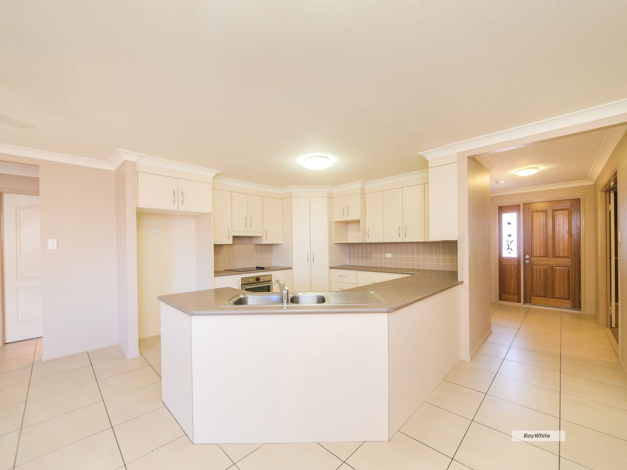 10 Sturt Court, Gracemere QLD 4702, Gracemere - Thumbnail 4