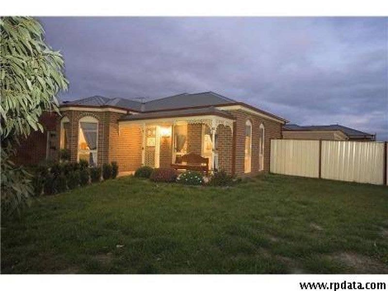 8 Stokes Court, Point Cook - Thumbnail 3