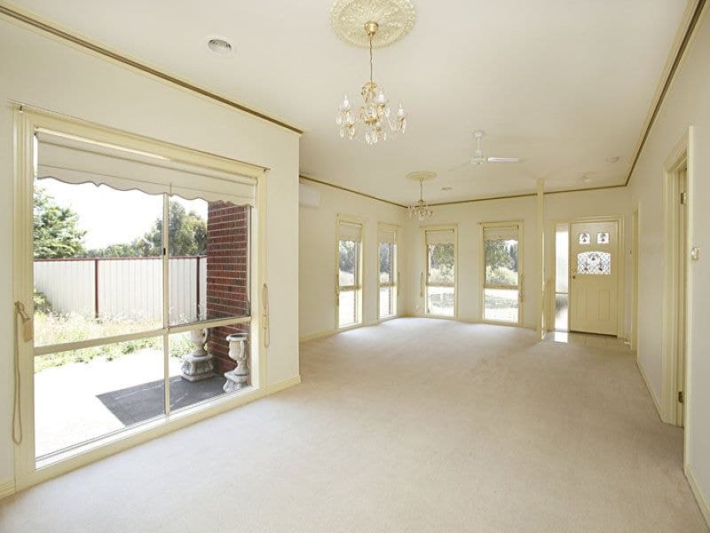 8 Stokes Court, Point Cook - Thumbnail 4