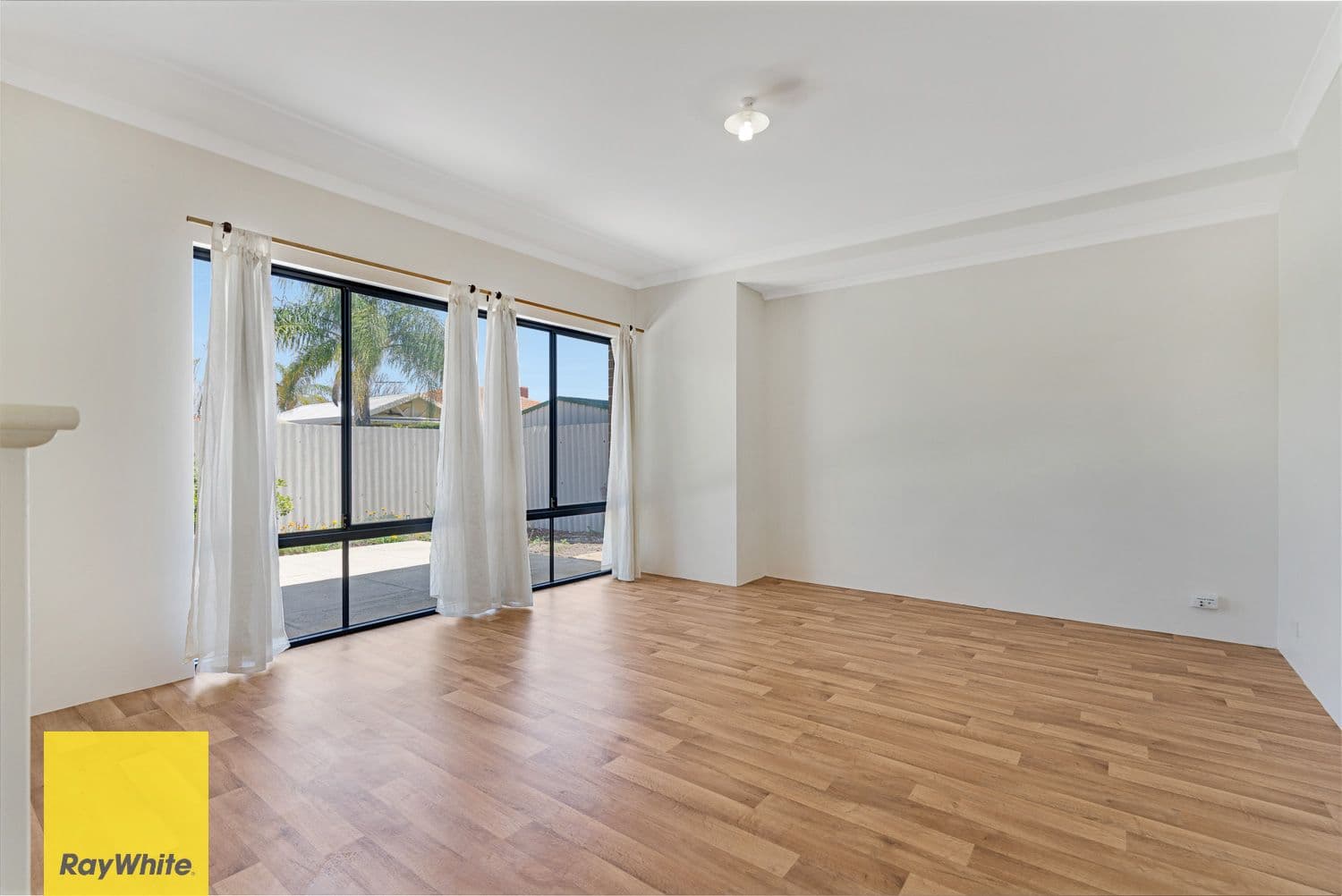 157 Walter Road East, Bassendean WA 6054, Bassendean - Thumbnail 6