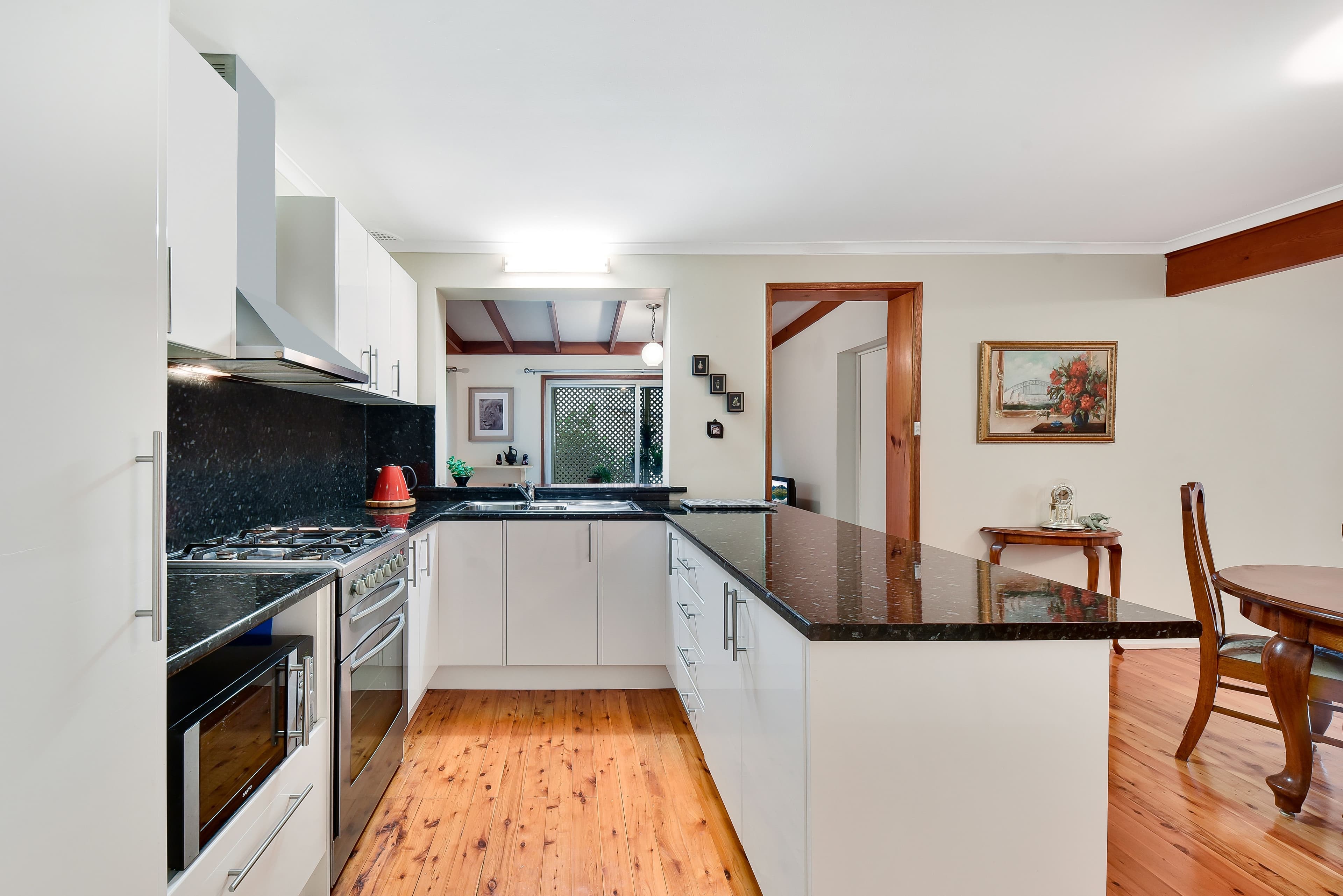 272 The Parkway, Bradbury NSW 2560, Bradbury - Thumbnail 4