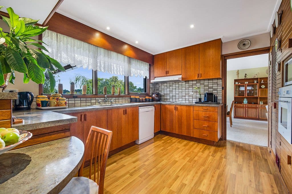 44 Stocks Road, Mount Waverley VIC 3149, Mount Waverley - Thumbnail 4