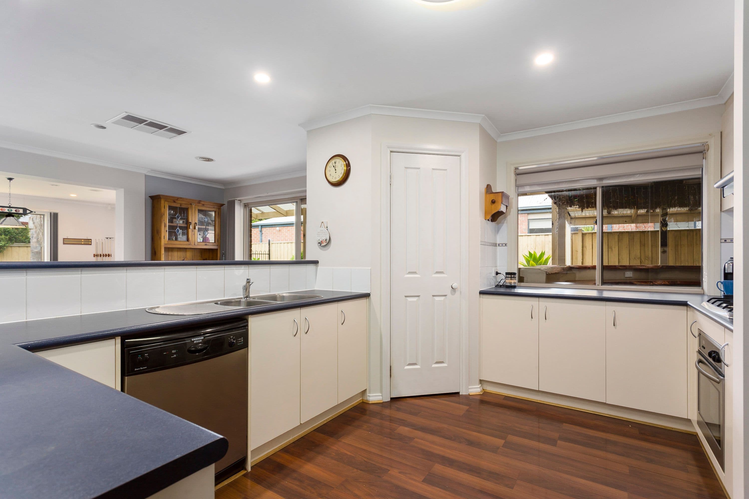 22 Oaklands Way, Pakenham VIC 3810, Pakenham - Thumbnail 2