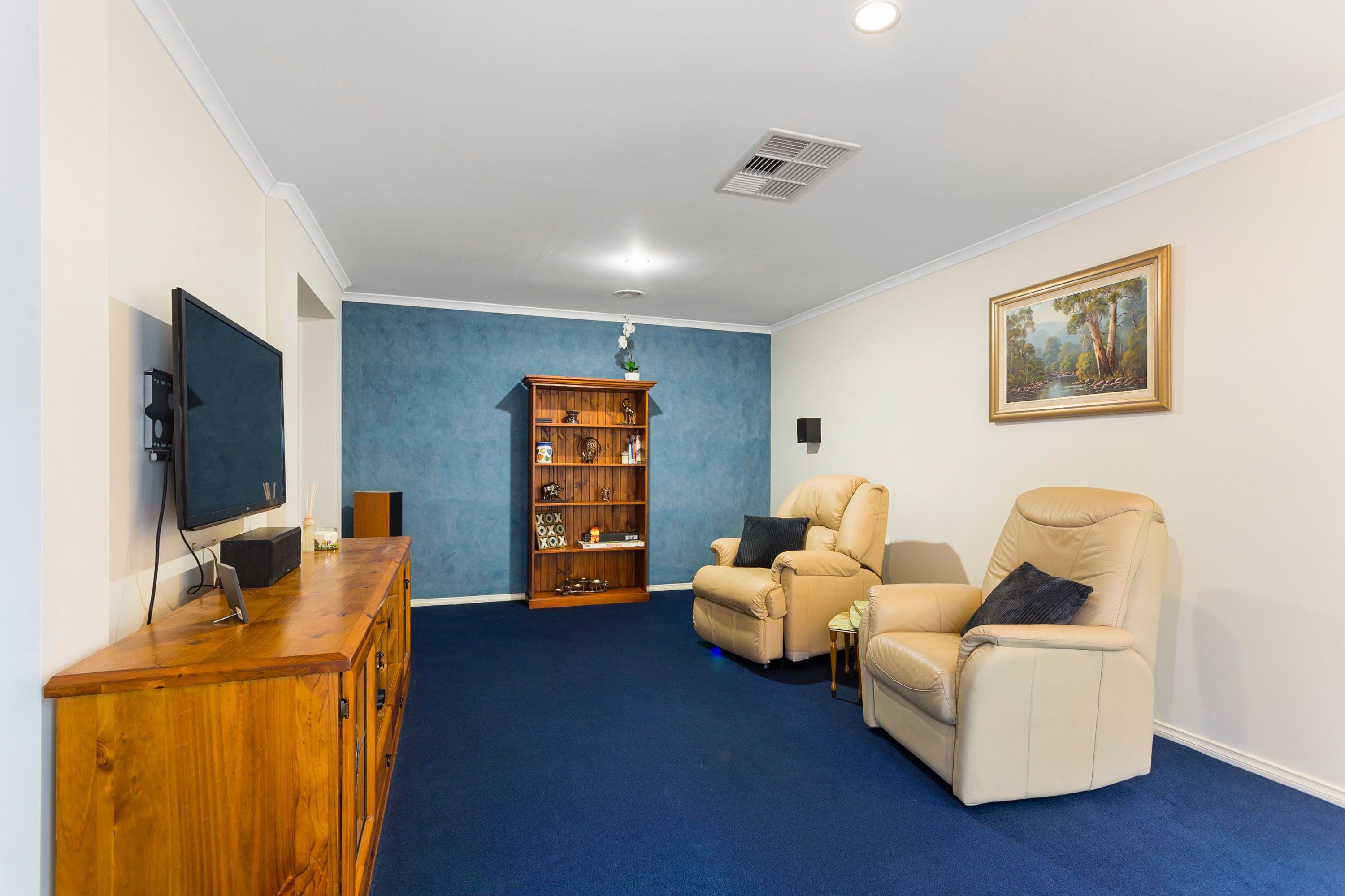 22 Oaklands Way, Pakenham VIC 3810, Pakenham - Thumbnail 6