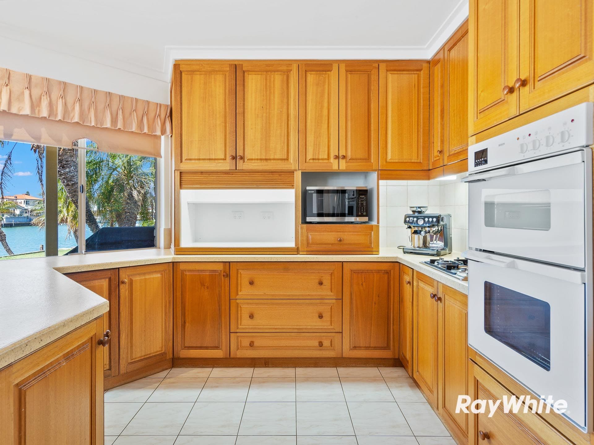 24 Warren Place, Dudley Park WA 6210, Dudley Park - Thumbnail 6