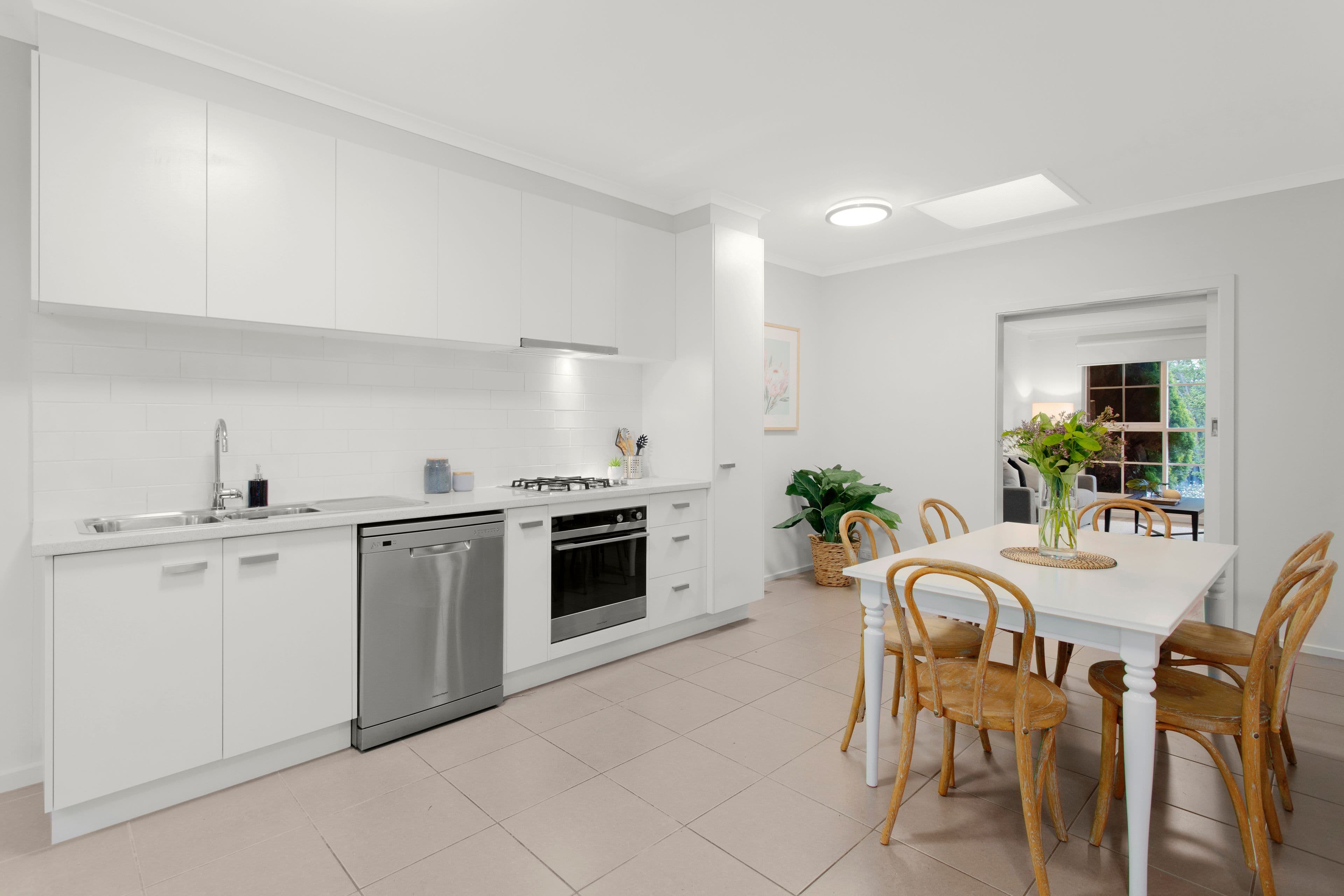 6 Crosbie Road, Murrumbeena VIC 3163, Murrumbeena - Thumbnail 3