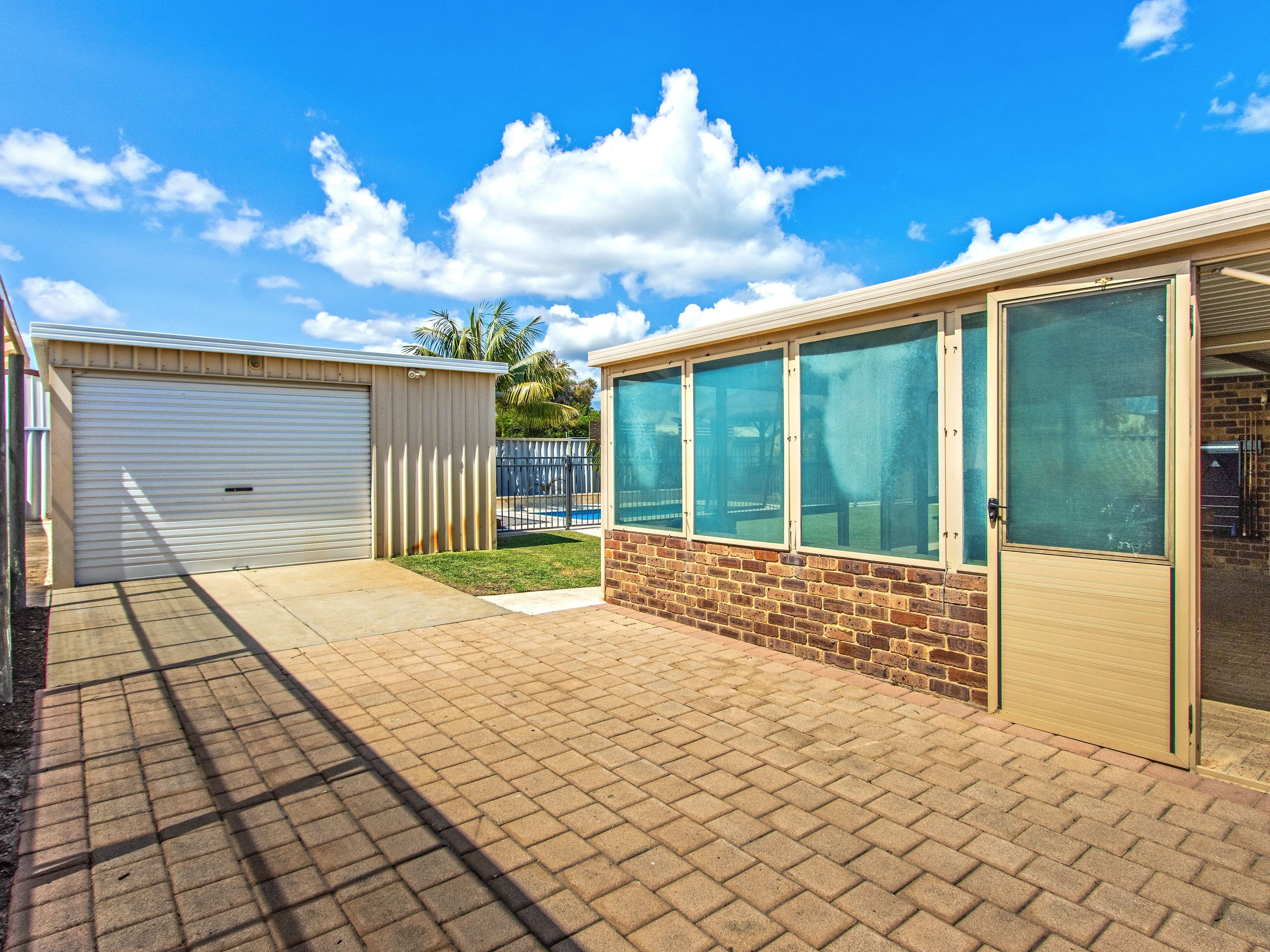 8 Cumberland Way, Waikiki WA 6169, Waikiki - Thumbnail 4