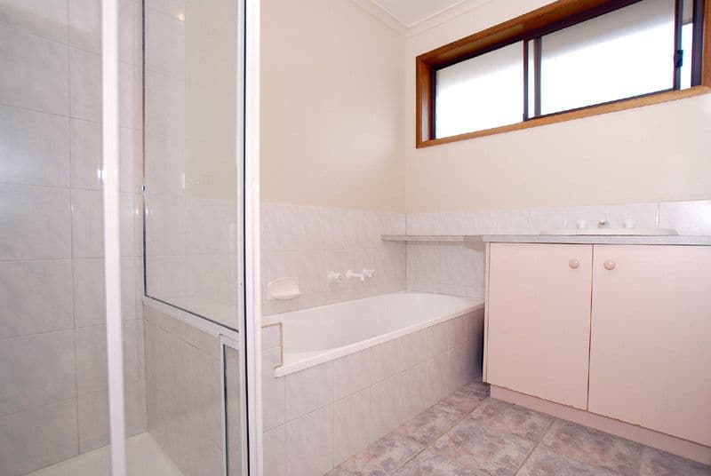 75 Callander Road, NOBLE PARK VIC 3174, Noble Park - Thumbnail 3