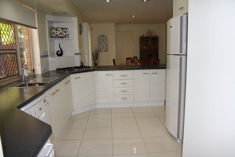 6 Hovea Court, SHAILER PARK QLD 4128, Shailer Park - Thumbnail 4