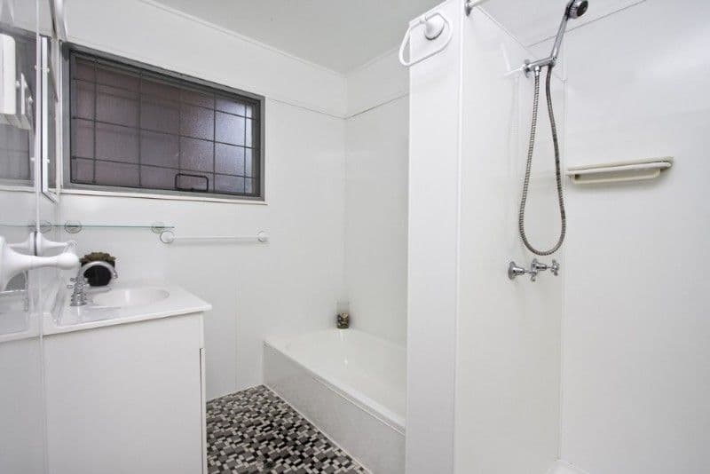 17 Wharf Street, CHELMER QLD 4068, Chelmer - Thumbnail 8