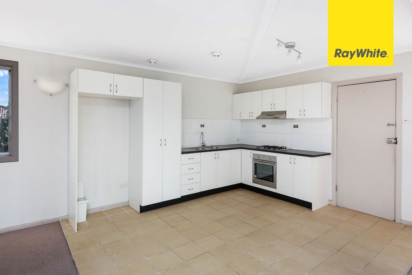 74 Shenstone Road, Riverwood - Thumbnail 3