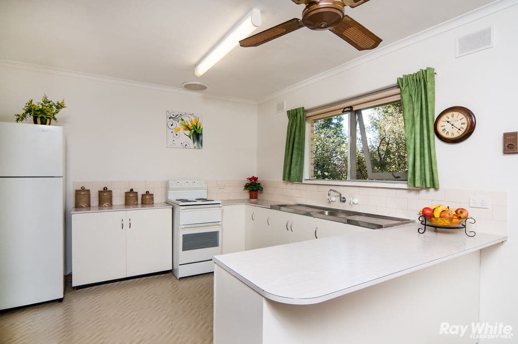 39 Bellaview Road, FLAGSTAFF HILL SA 5159, Flagstaff Hill - Thumbnail 3