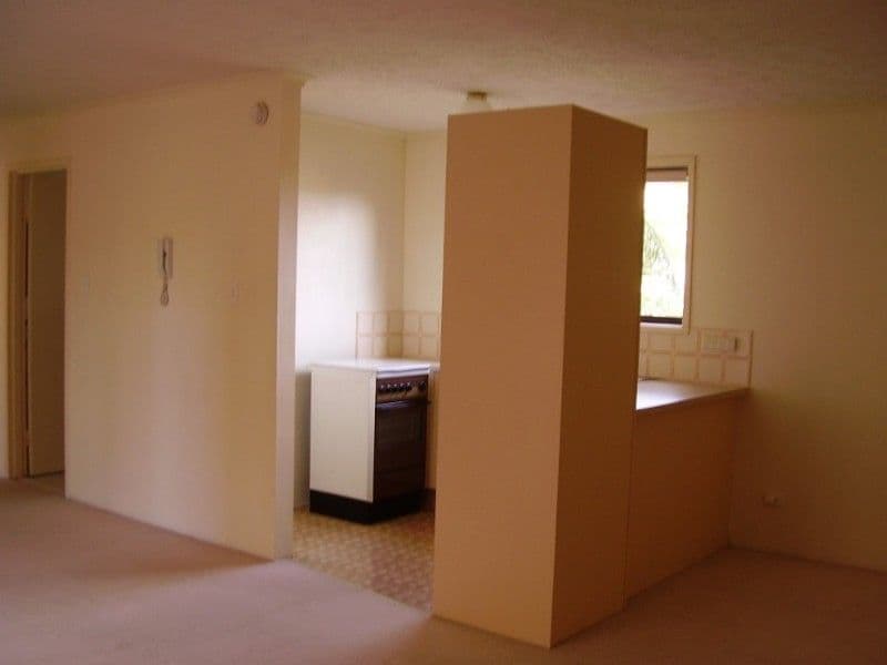 28 Hunter Avenue, LABRADOR QLD 4215, Labrador - Thumbnail 4