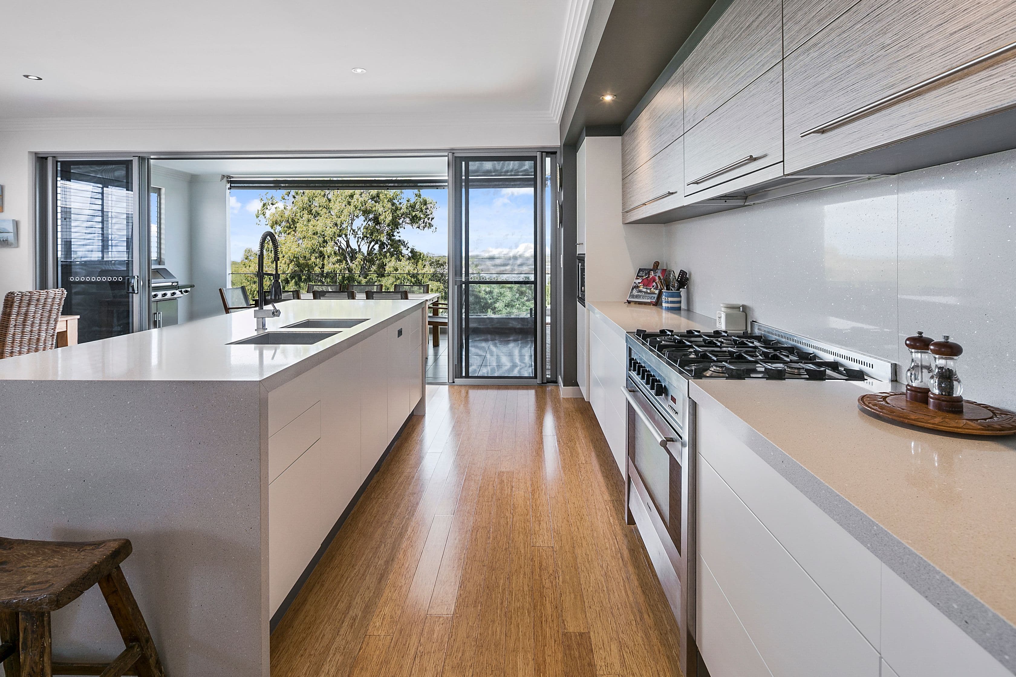 30 O'Connell Parade, Wellington Point QLD 4160, Wellington Point - Thumbnail 3