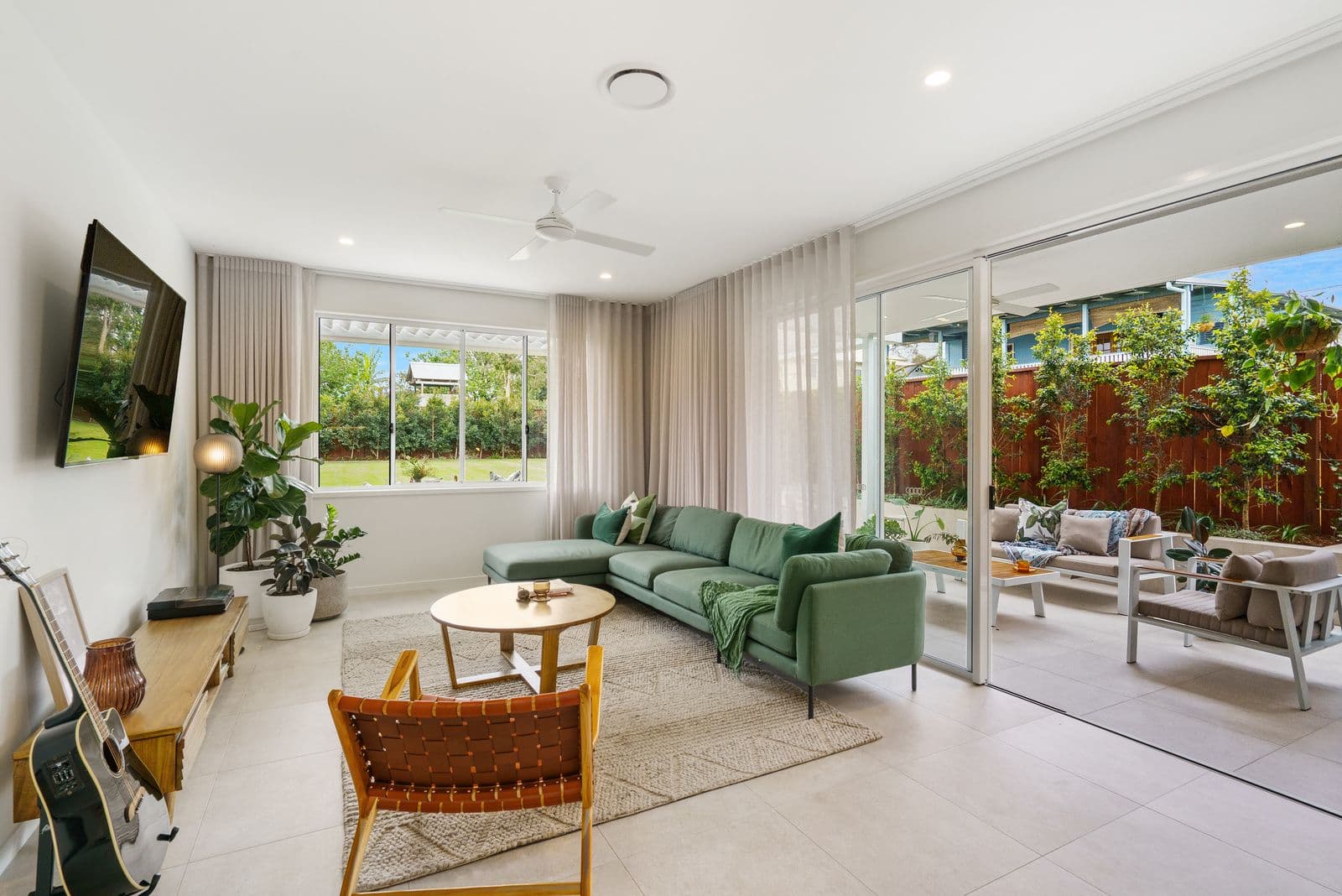 193 Venner Road, Fairfield QLD 4103, Fairfield - Thumbnail 2