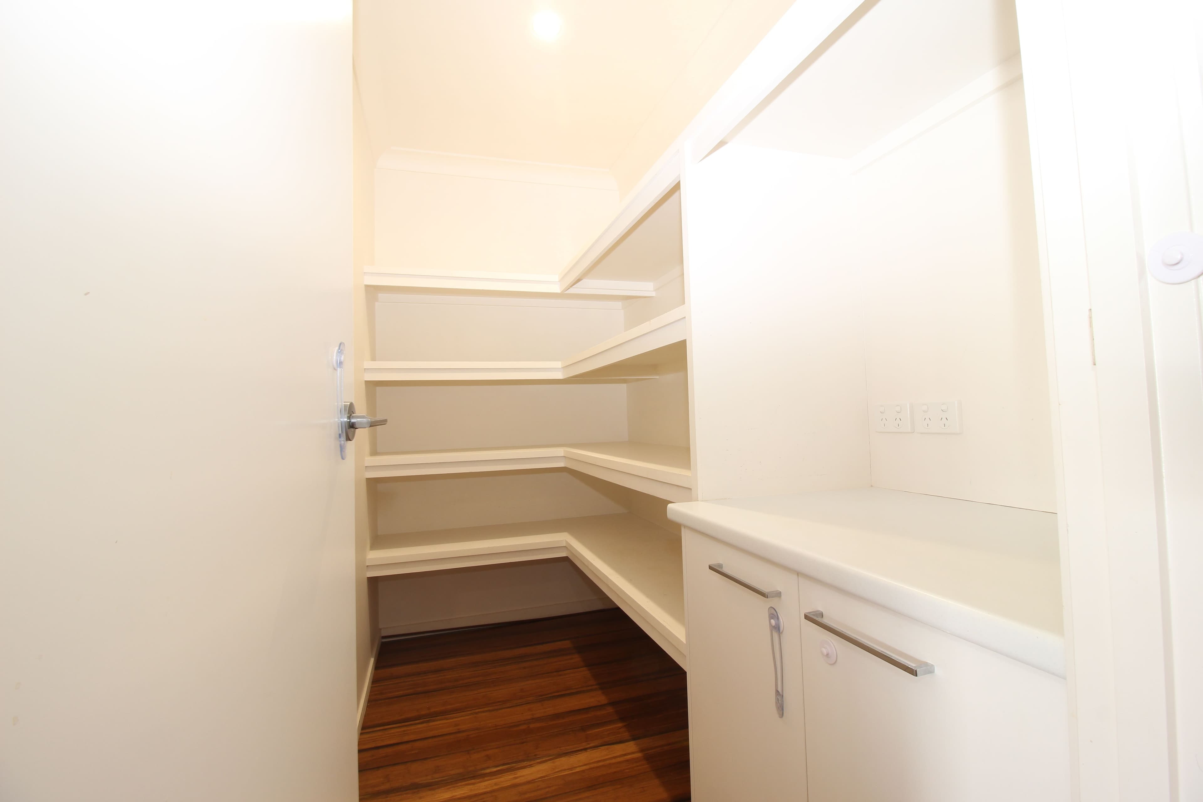 30 Randwick Road, Emerald QLD 4720, Emerald - Thumbnail 6