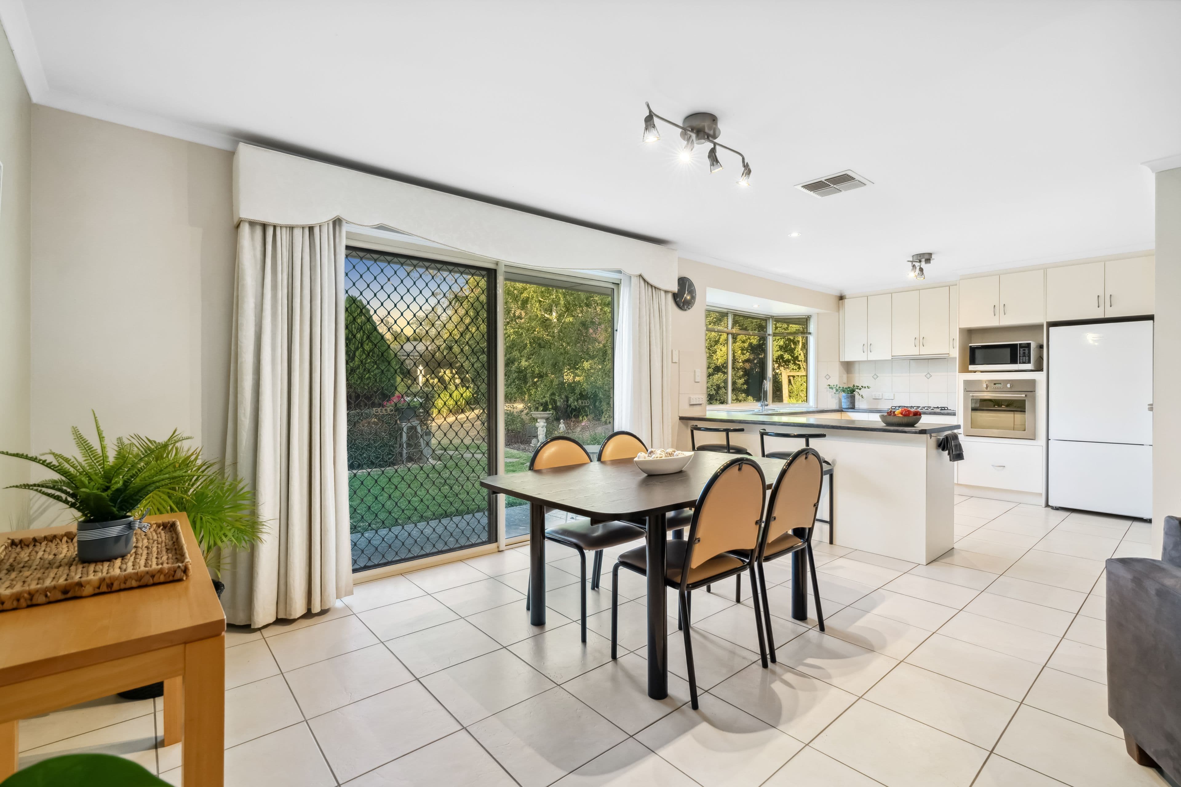 90 Burnbank Way, Mount Barker SA 5251, Mount Barker - Thumbnail 5