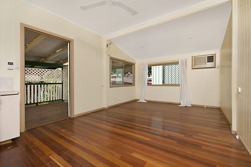 10 Keenan Street, OONOONBA QLD 4811, Oonoonba - Thumbnail 4
