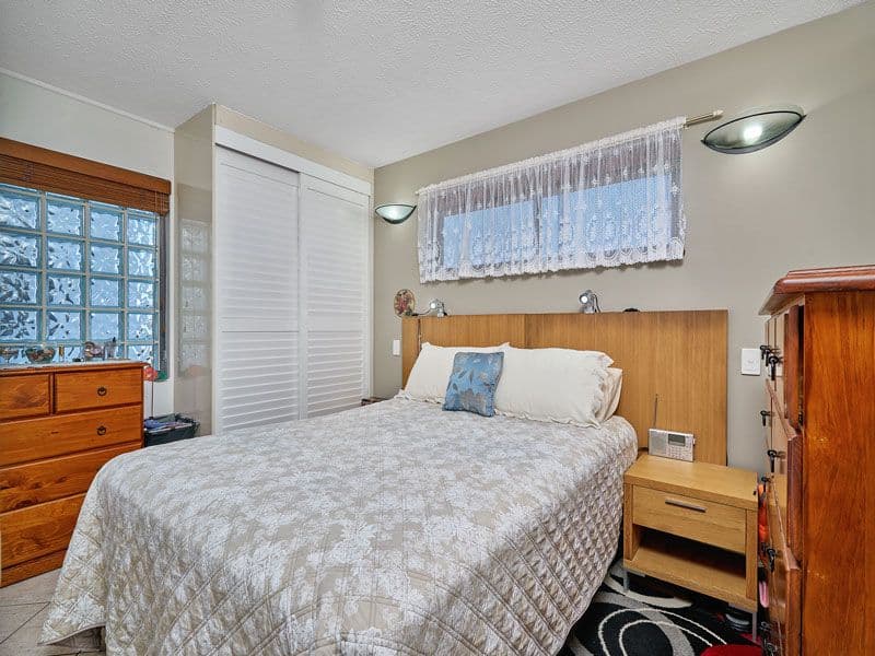 73-75 Esplanade, Cairns QLD 4870, Cairns City - Thumbnail 7