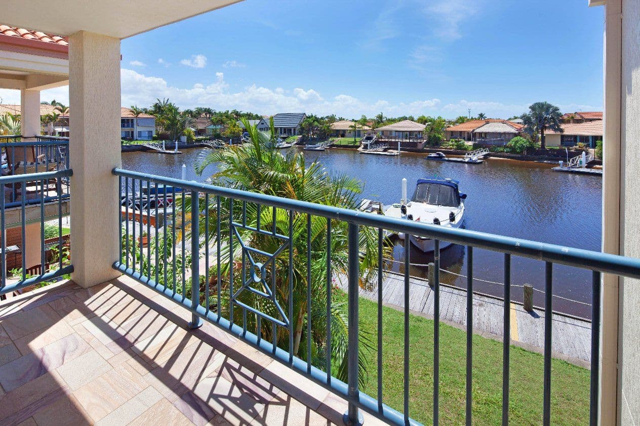 101 Morala Avenue, RUNAWAY BAY QLD 4216, Runaway Bay - Thumbnail 2