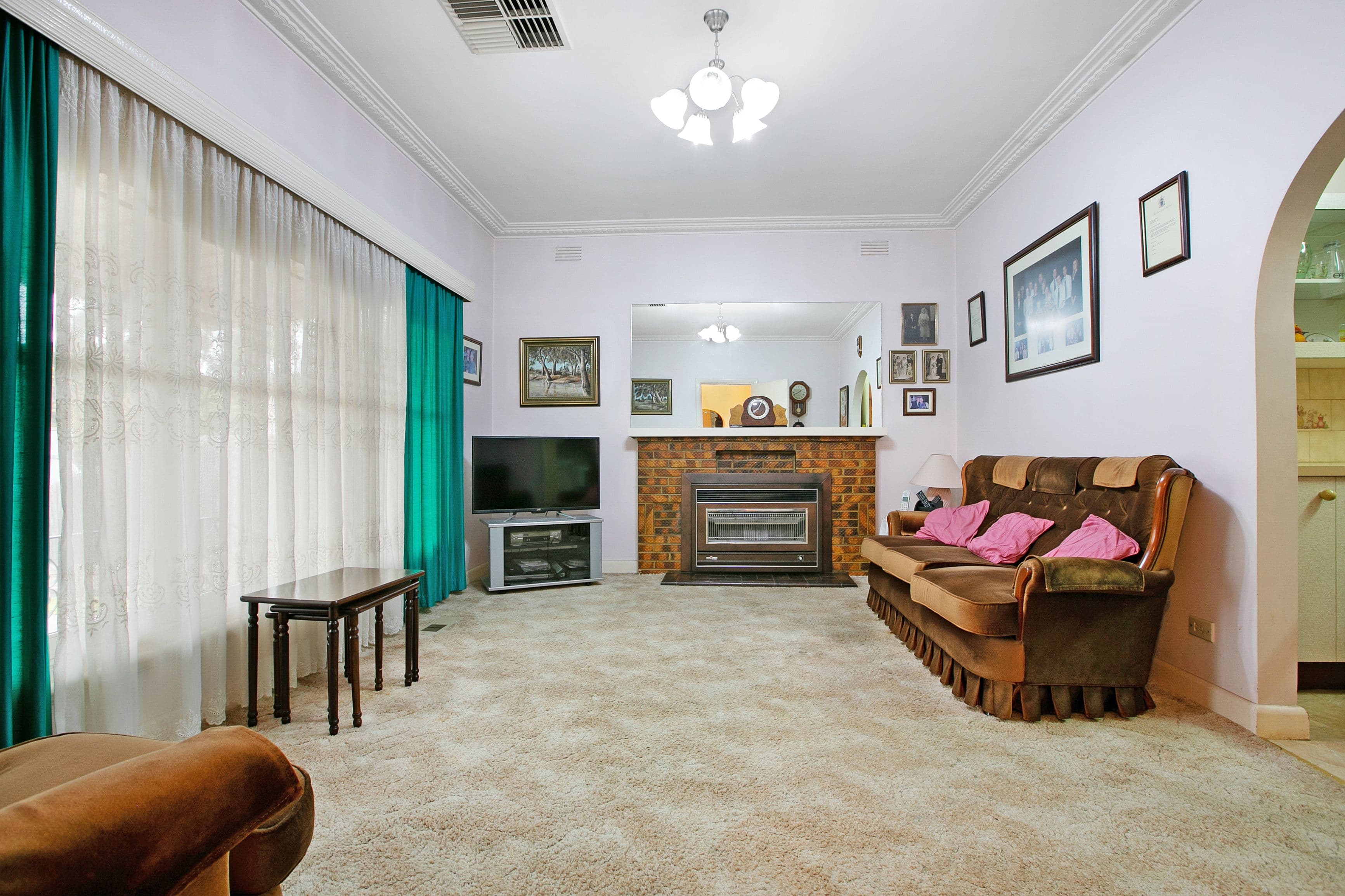 17 Cuthbert Road, Reservoir VIC 3073, Reservoir - Thumbnail 2