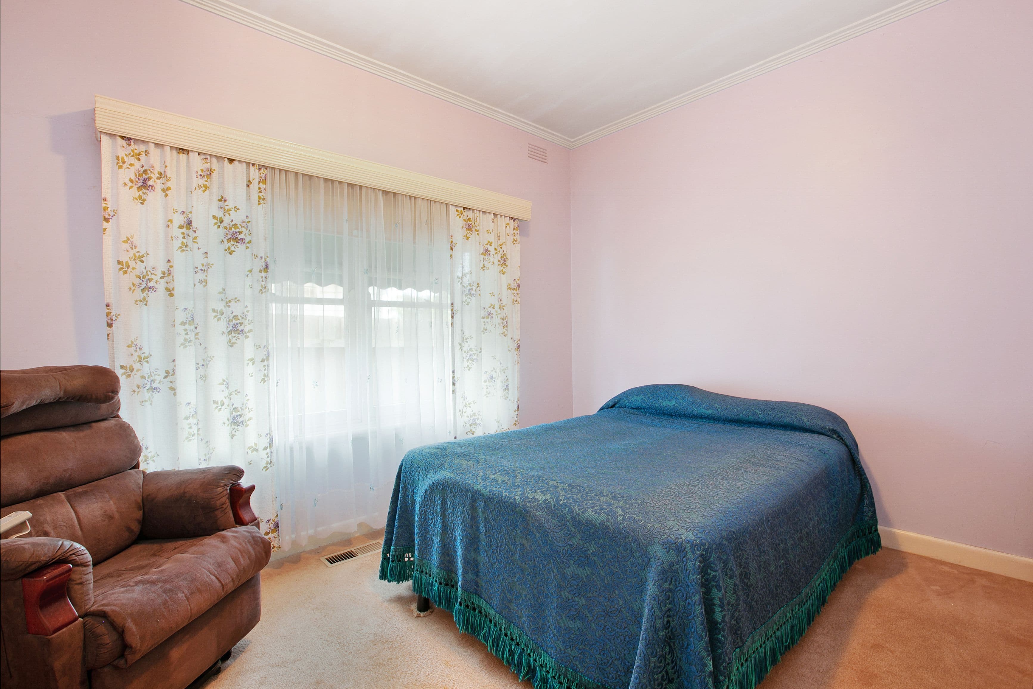 17 Cuthbert Road, Reservoir VIC 3073, Reservoir - Thumbnail 7