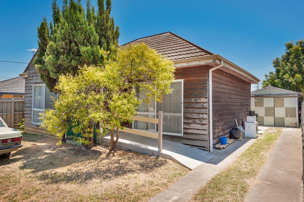 78 Henty Street, Reservoir VIC 3073, Reservoir - Thumbnail 2