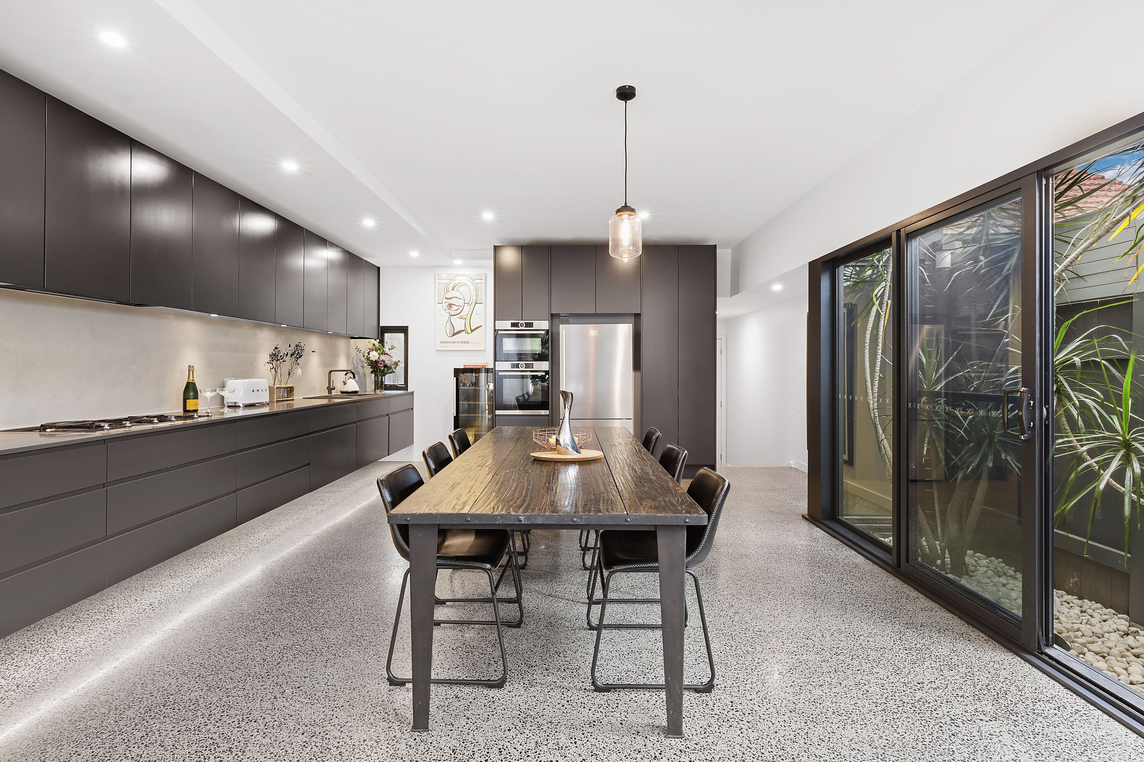 37 Darley Street, Newtown NSW 2042, Newtown - Thumbnail 2