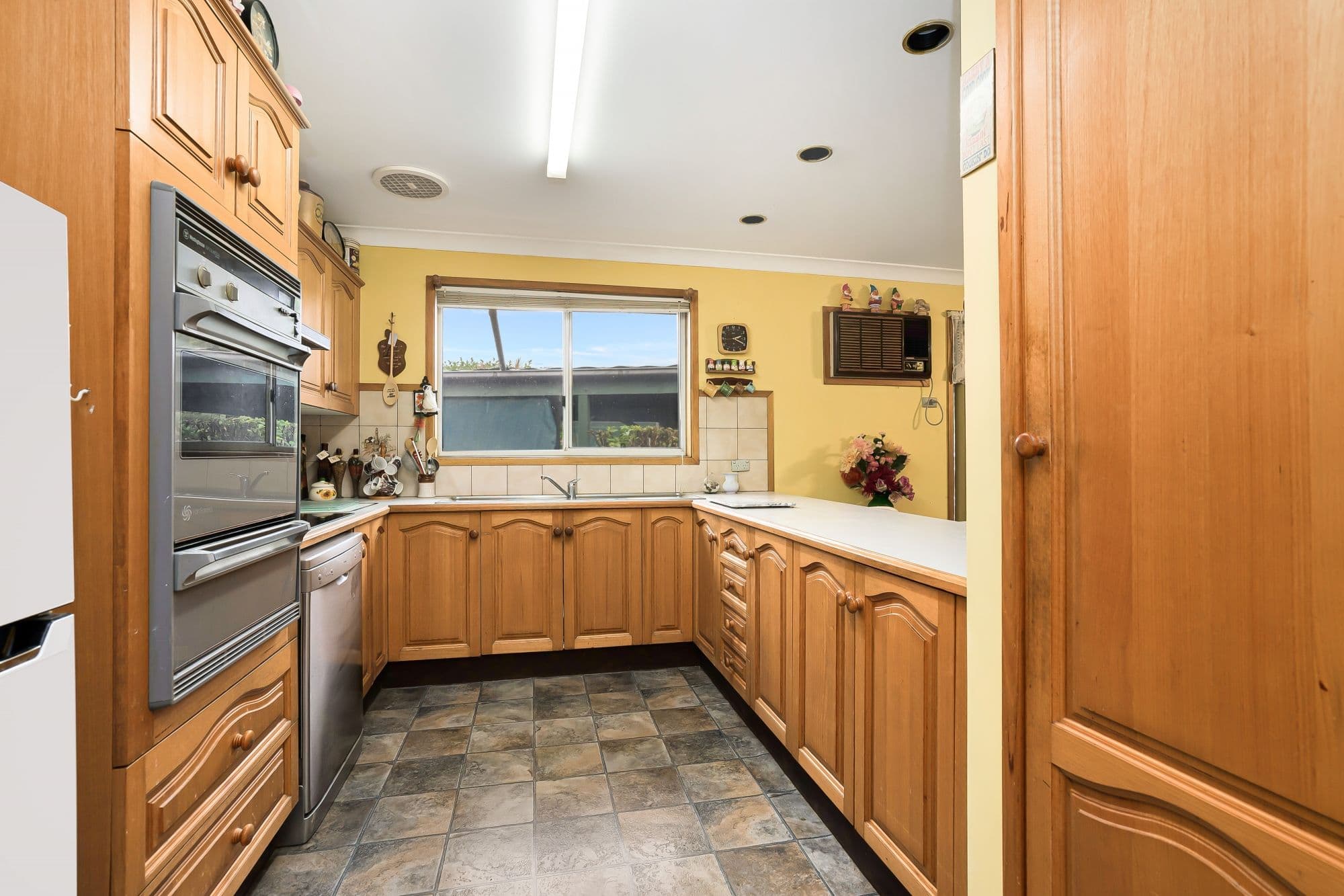 13 Fairfax Street, Rutherford NSW 2320, Rutherford - Thumbnail 2