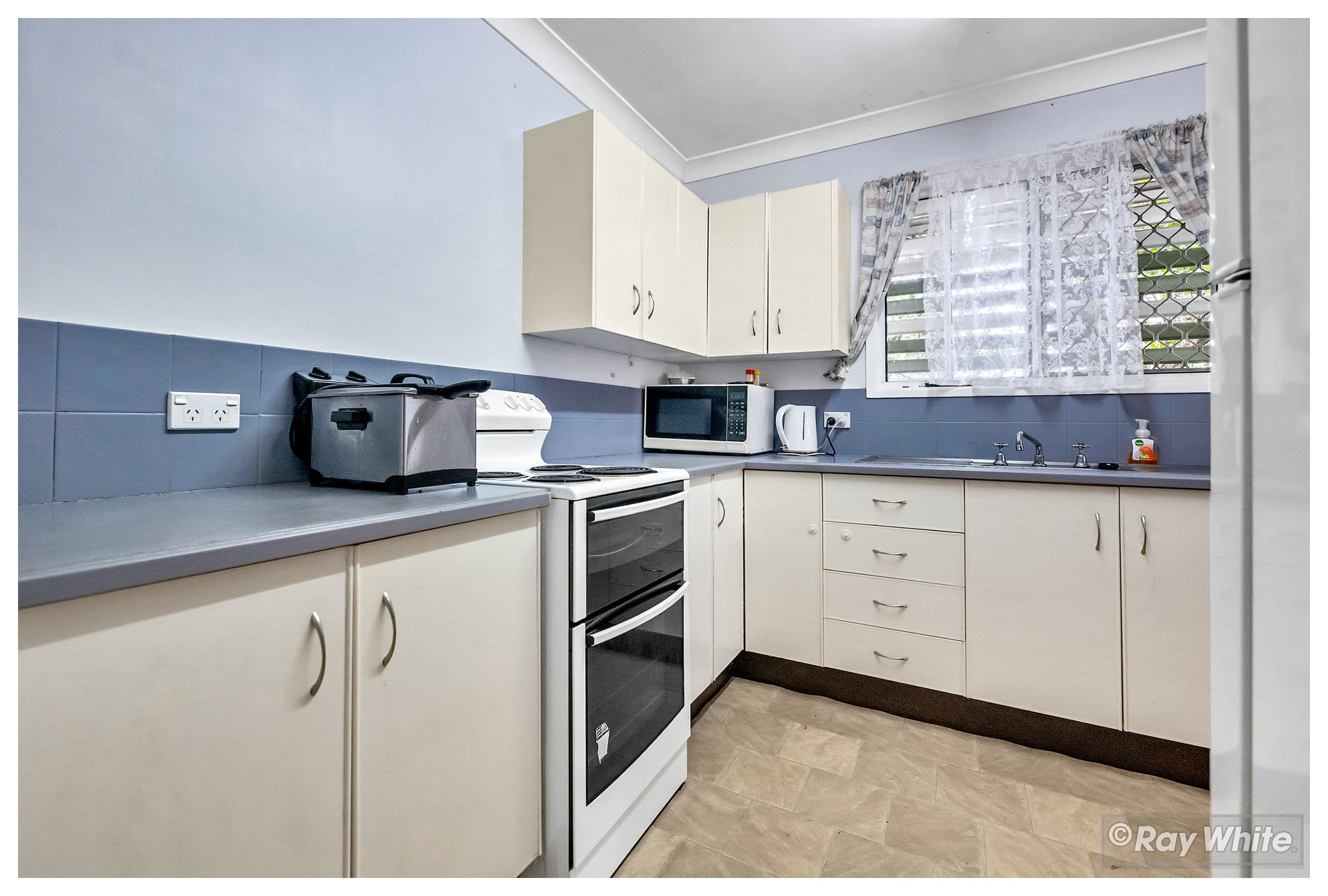 32A Burnett Street, Berserker QLD 4701, Berserker - Thumbnail 5