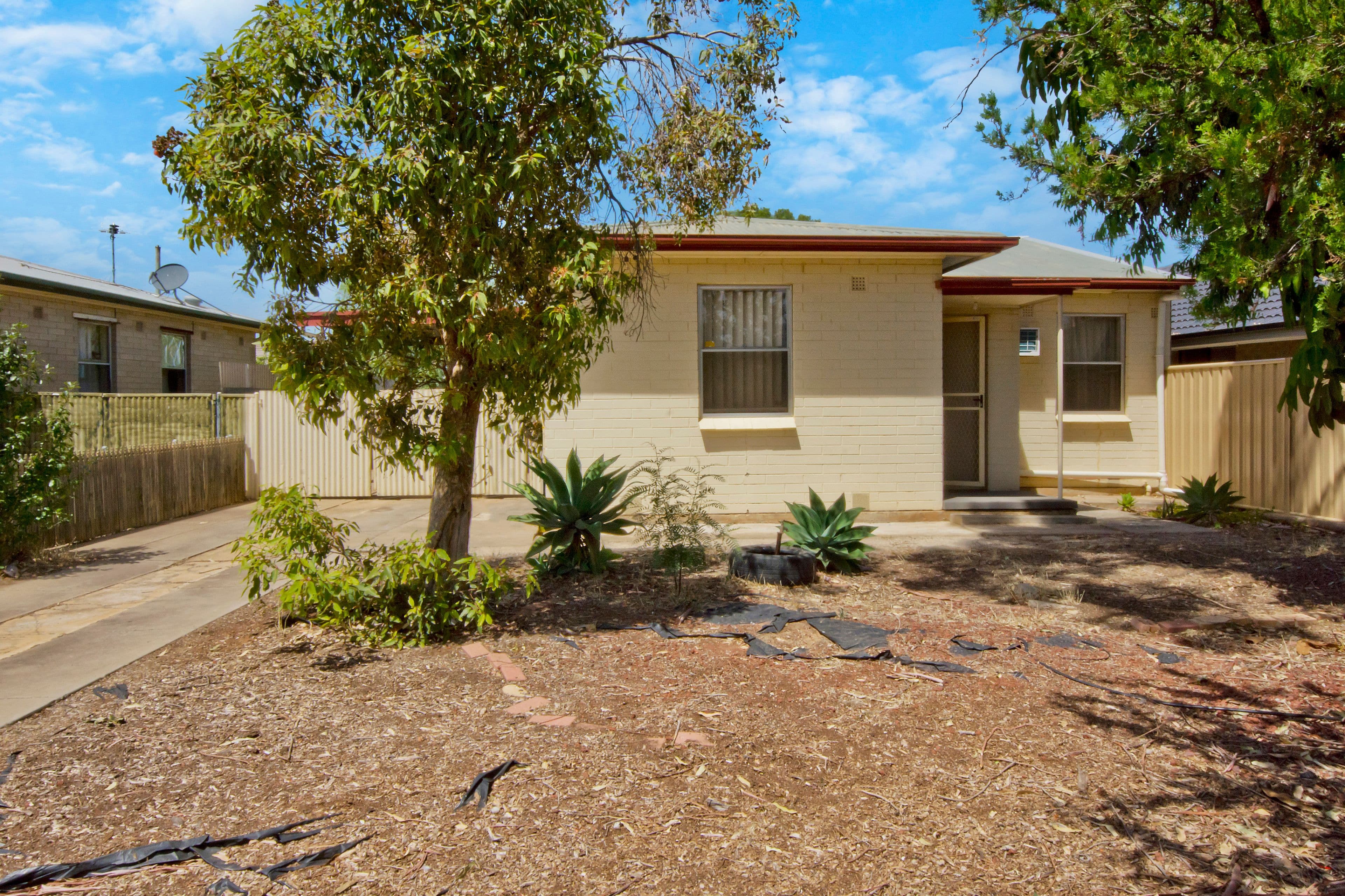 15 Small Crescent, Smithfield Plains SA 5114, Smithfield Plains - Thumbnail 2
