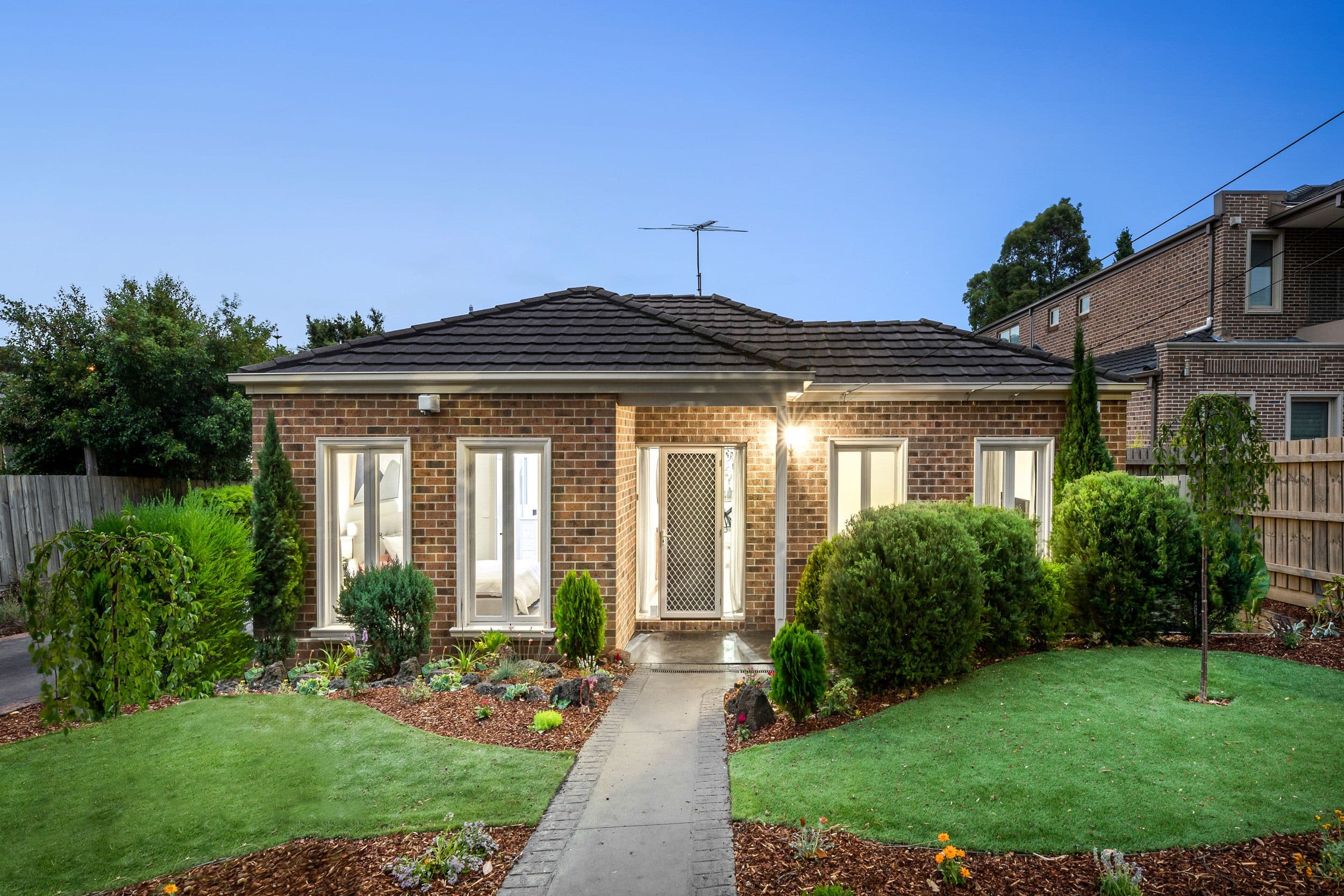 11 Fiander Avenue, Glen Waverley VIC 3150, Glen Waverley - Image 1
