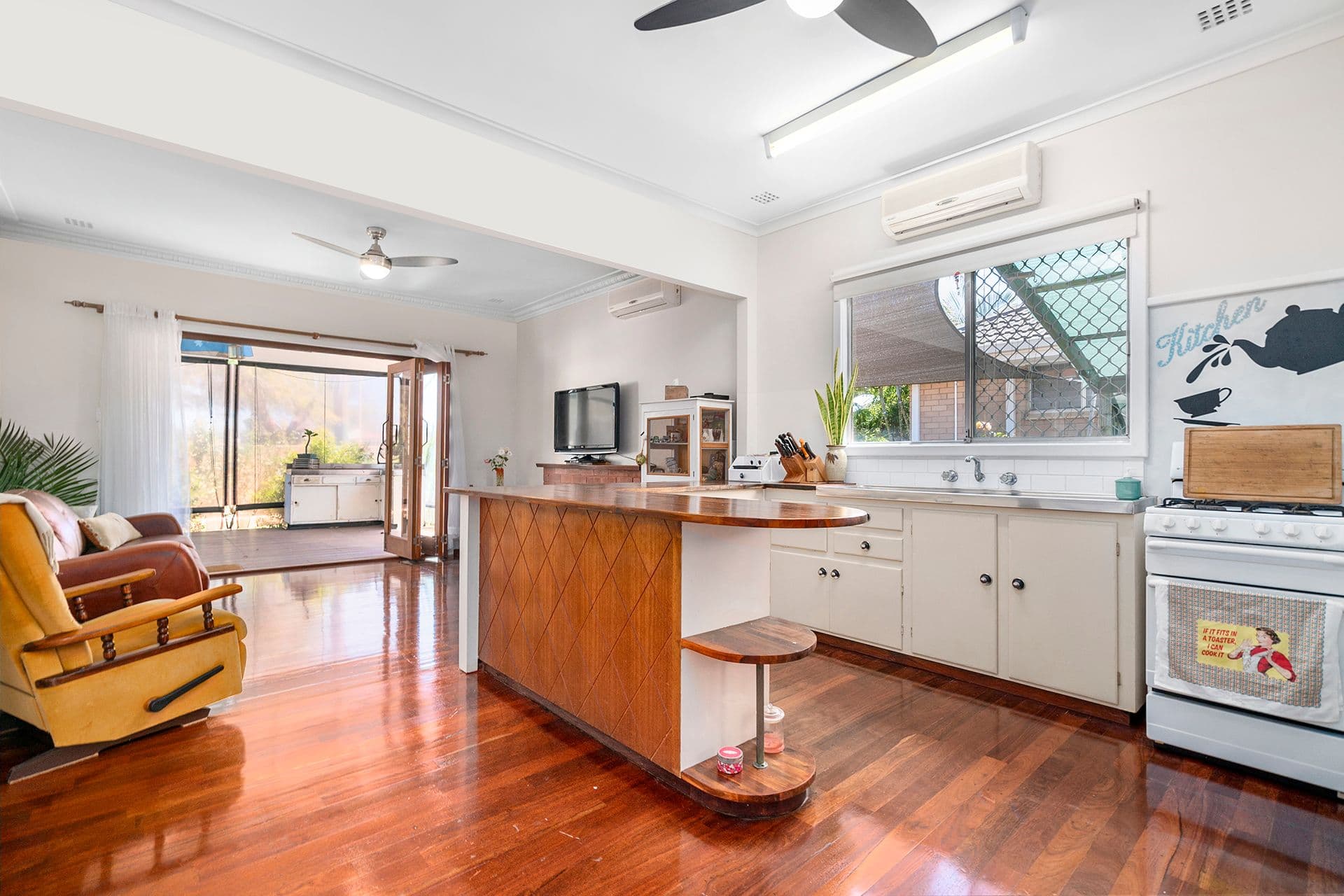 30 Charles Street, Bluff Point WA 6530, Bluff Point - Image 1