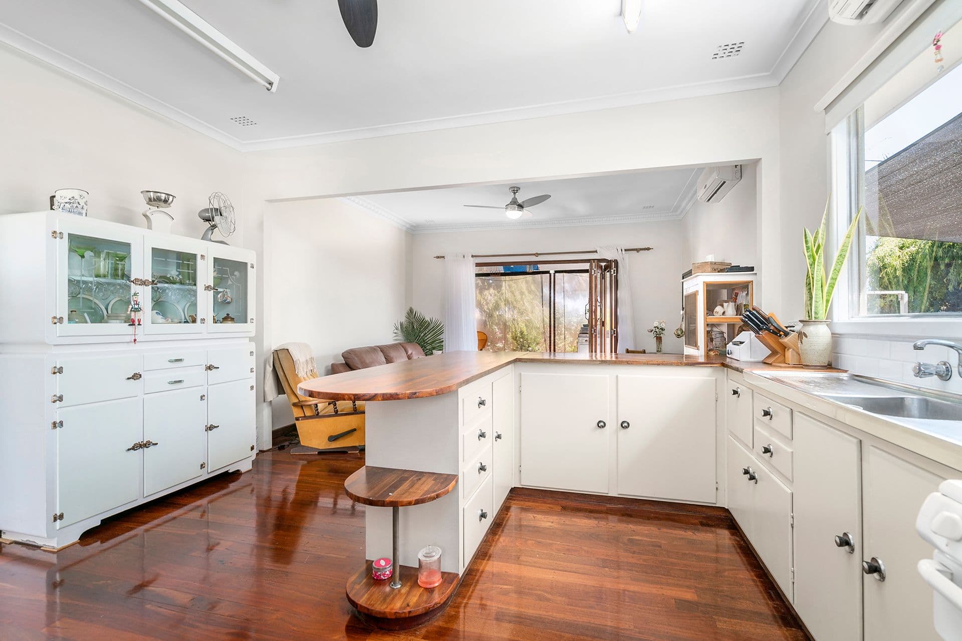 30 Charles Street, Bluff Point WA 6530, Bluff Point - Thumbnail 4