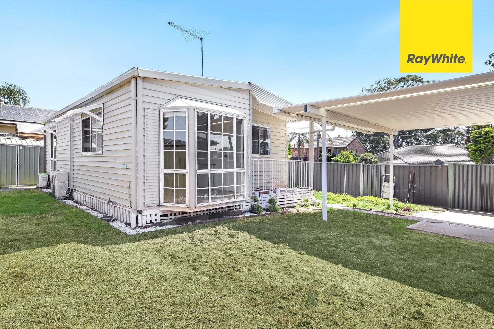 13 Crawford Road, Doonside - Thumbnail 3