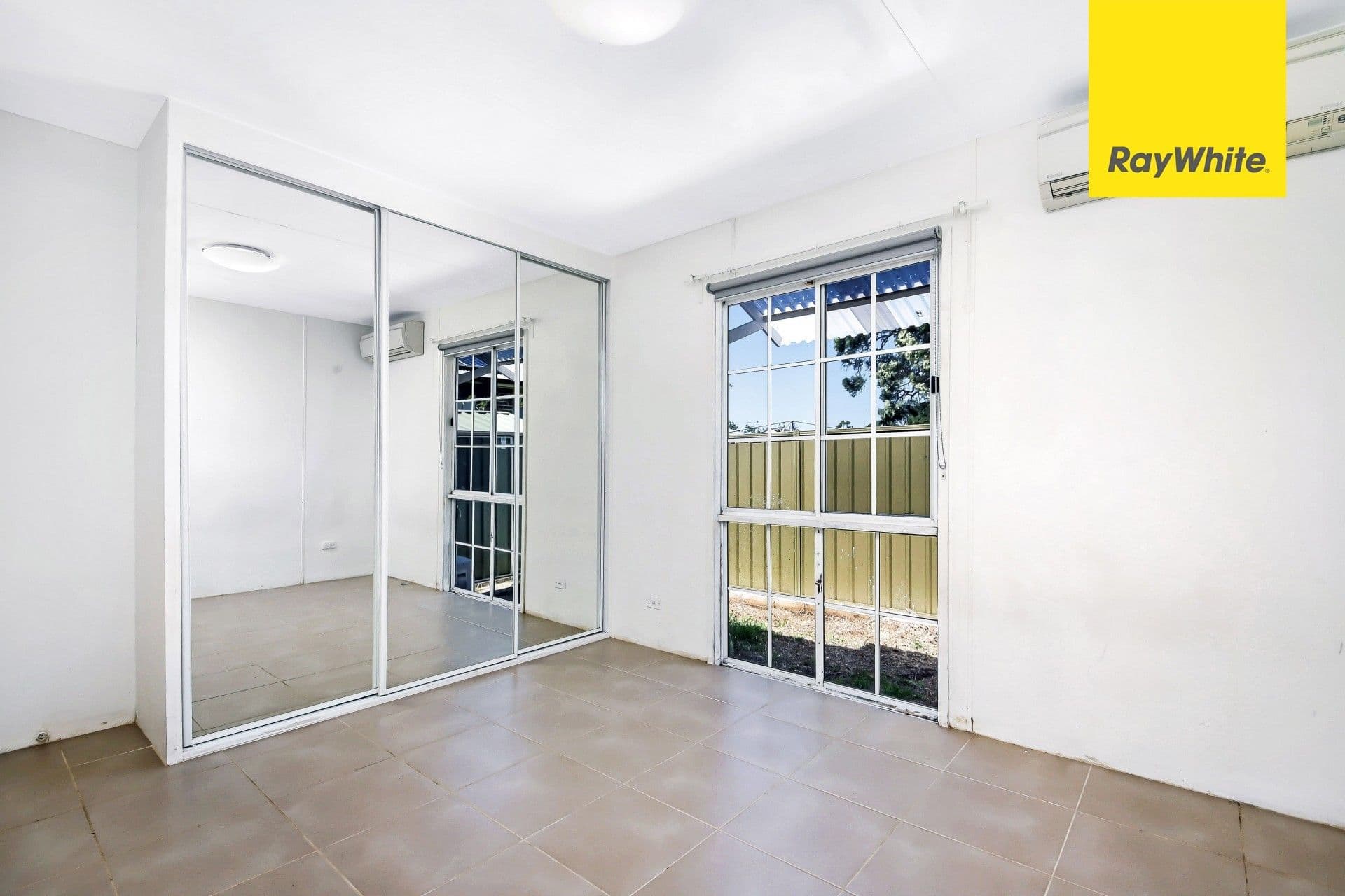 13 Crawford Road, Doonside - Thumbnail 7