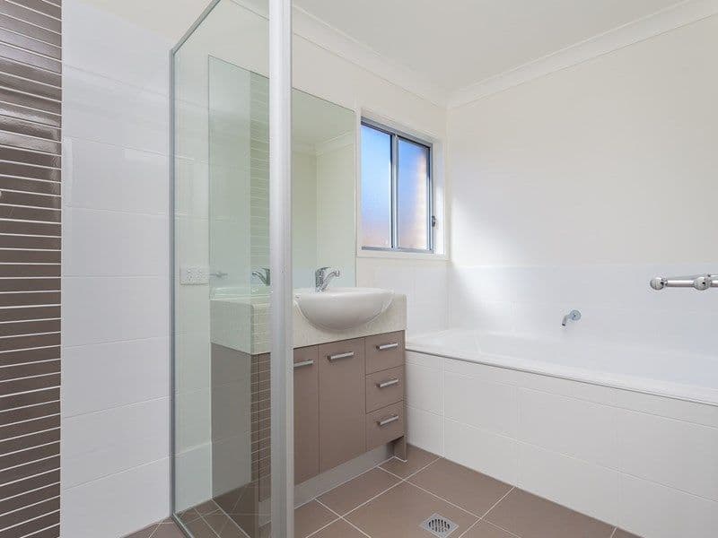 15 Stillwater Street, Mango Hill QLD 4509, Mango Hill - Thumbnail 4