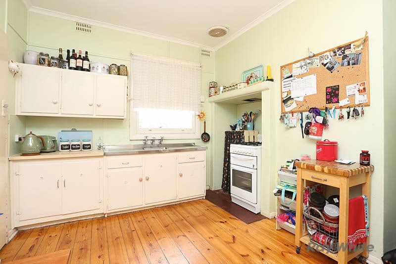 3 Kelly Street, Clare SA 5453, Clare - Thumbnail 2