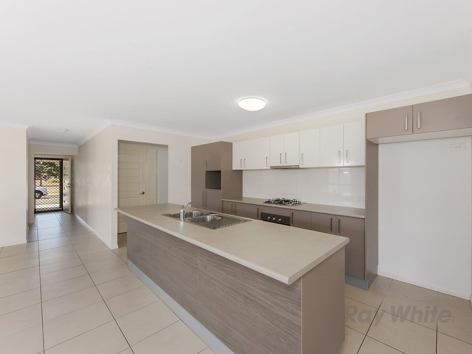 8 Merivale Avenue, Ormeau Hills QLD 4208, Ormeau Hills - Thumbnail 5