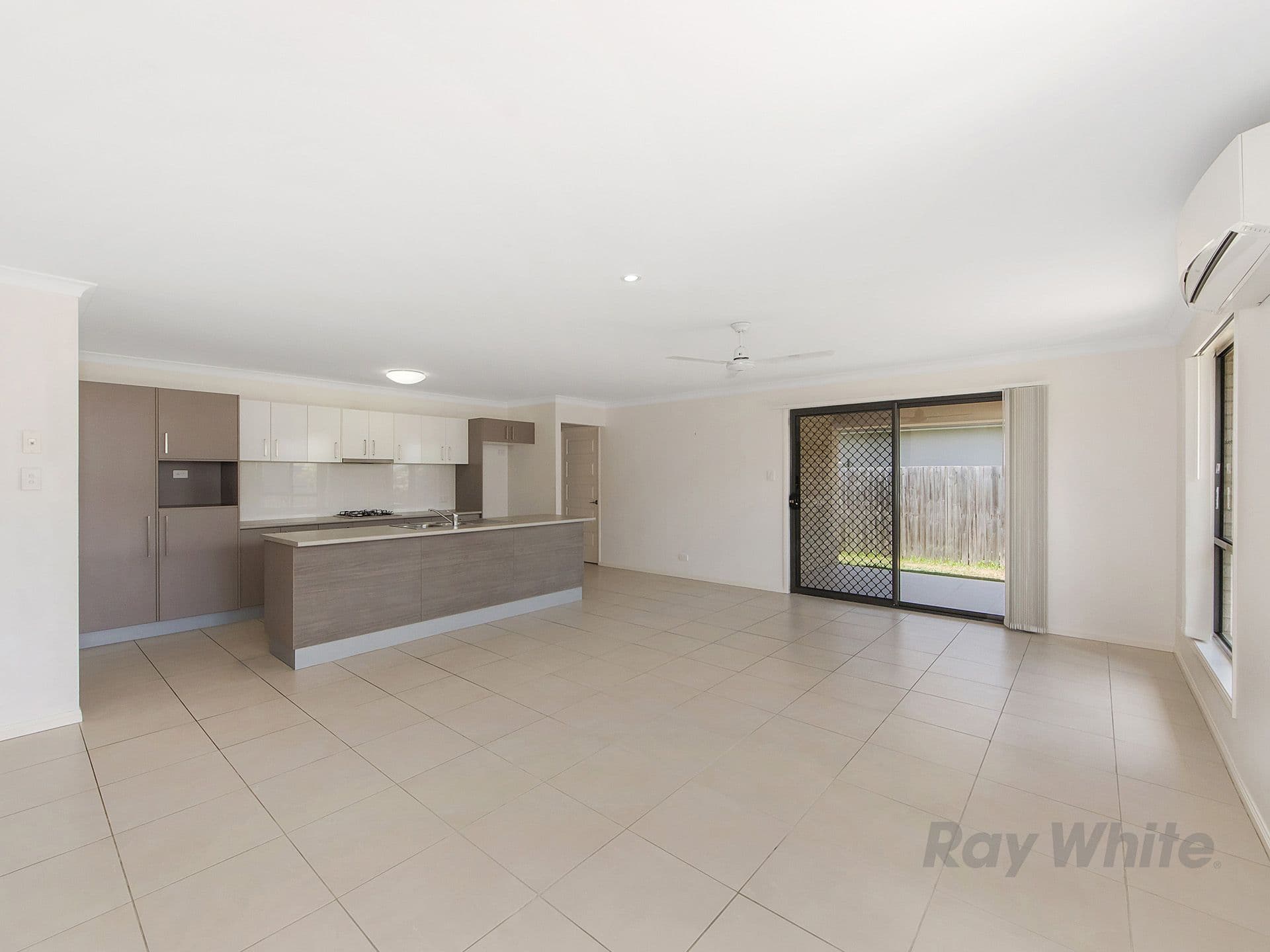 8 Merivale Avenue, Ormeau Hills QLD 4208, Ormeau Hills - Thumbnail 7