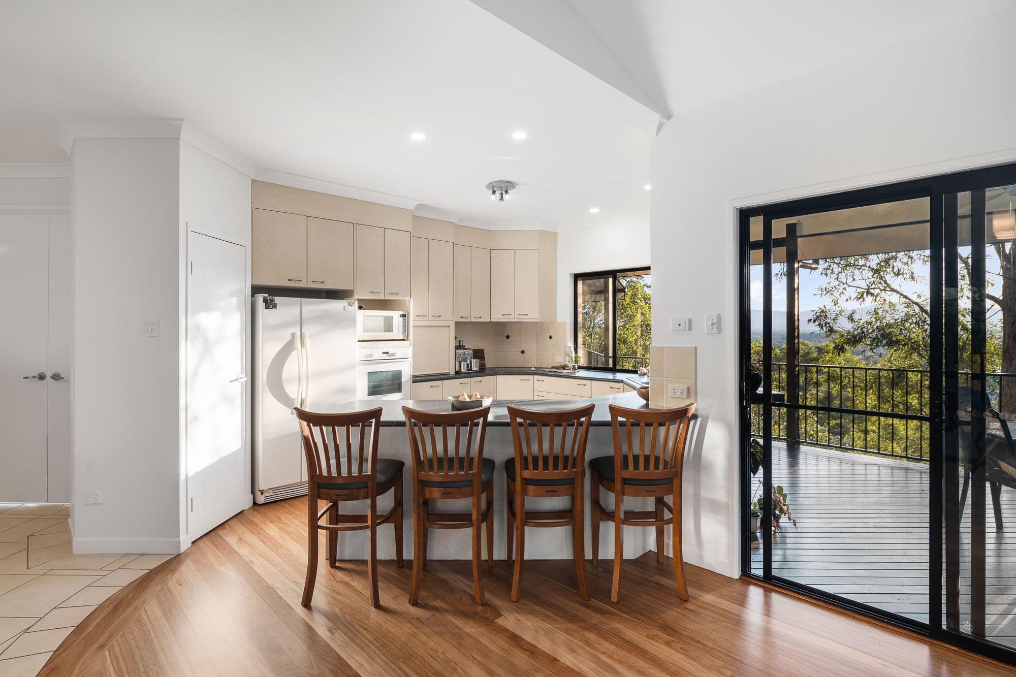7 Dickens Place, Samford Valley QLD 4520, Samford Valley - Thumbnail 2