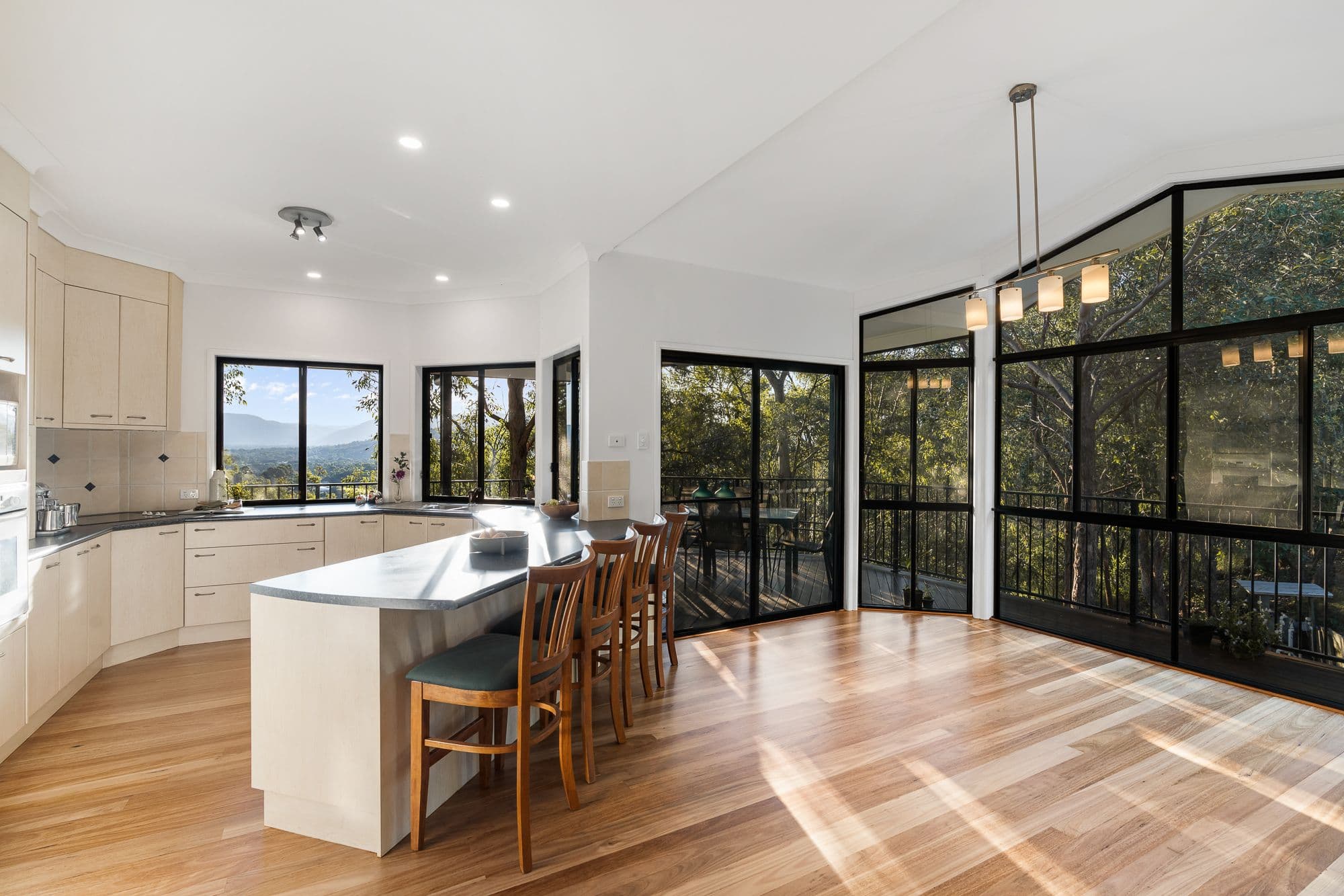 7 Dickens Place, Samford Valley QLD 4520, Samford Valley - Thumbnail 3