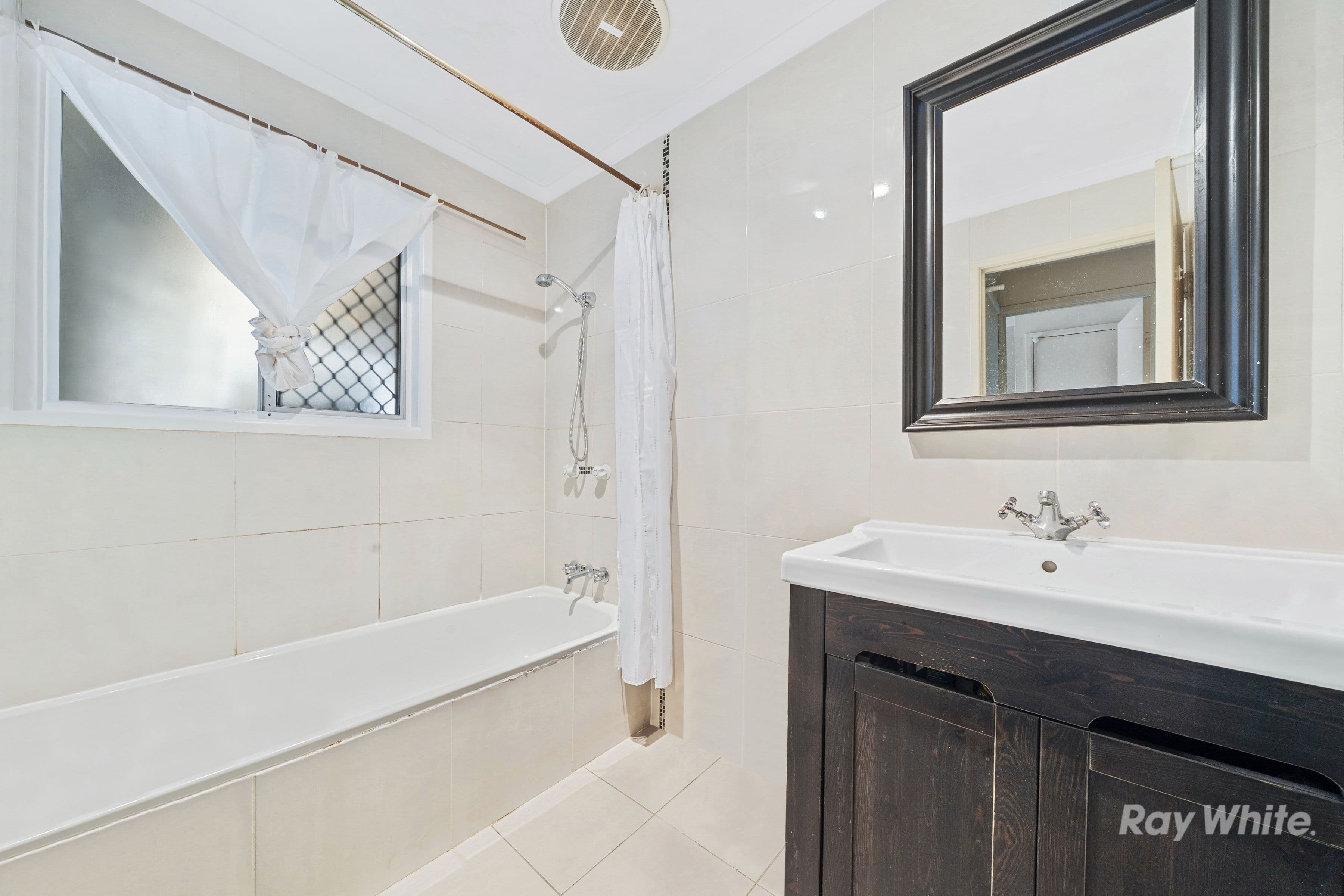 166 Holmview Road, Holmview QLD 4207, Holmview - Thumbnail 7