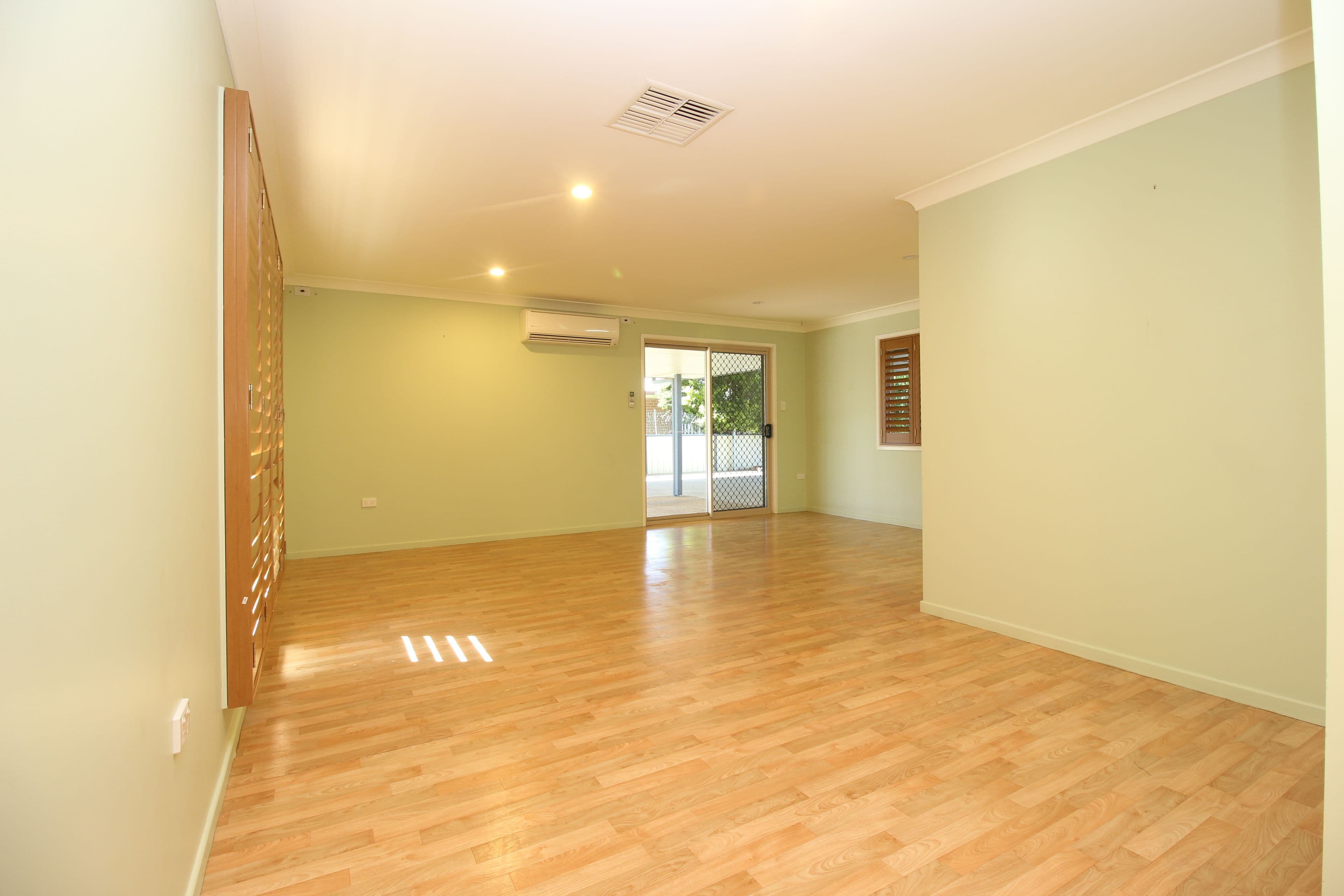8 Stephanie Court, Emerald QLD 4720, Emerald - Thumbnail 8