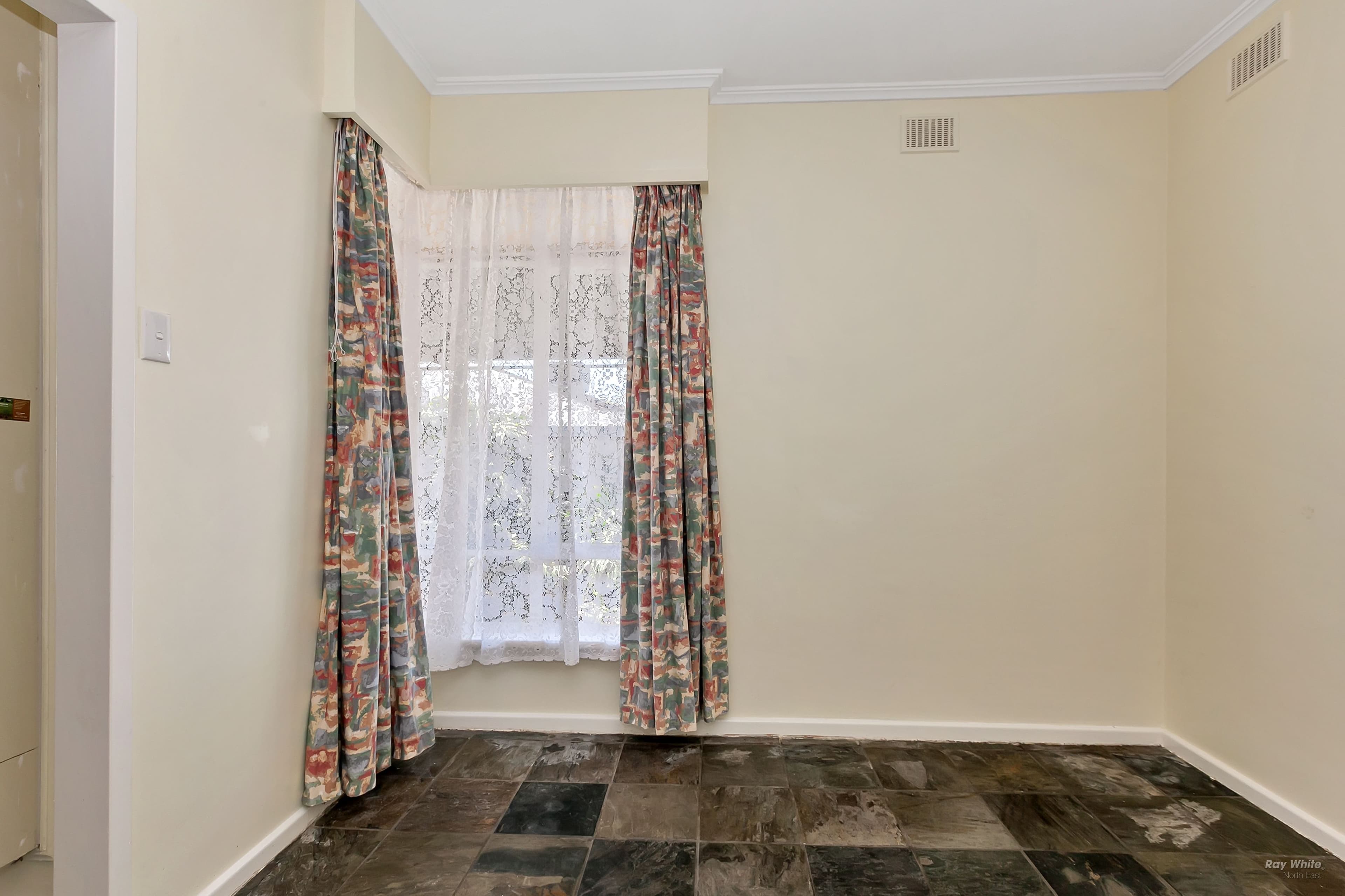 43 Padbury Road, Gilles Plains SA 5086, Gilles Plains - Thumbnail 7