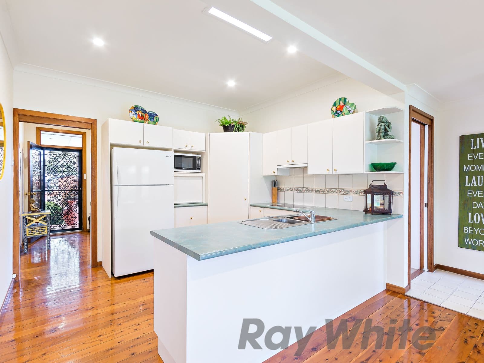 3 Jordan Street, Charlestown - Thumbnail 3