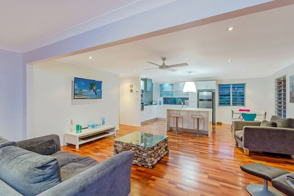 208 Tallebudgera Drive, Palm Beach QLD 4221, Palm Beach - Image 1